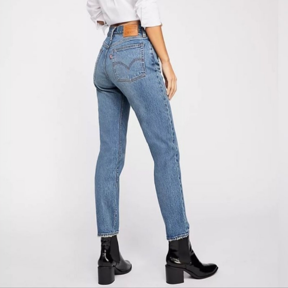 Levi's Wedgie High-Rise Jeans
